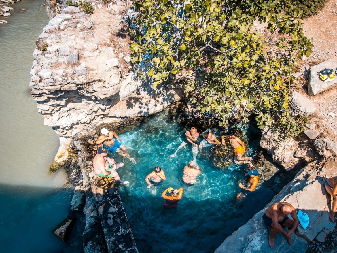 Hotéis com Piscinas Termais para Aquecer Corpo e Alma